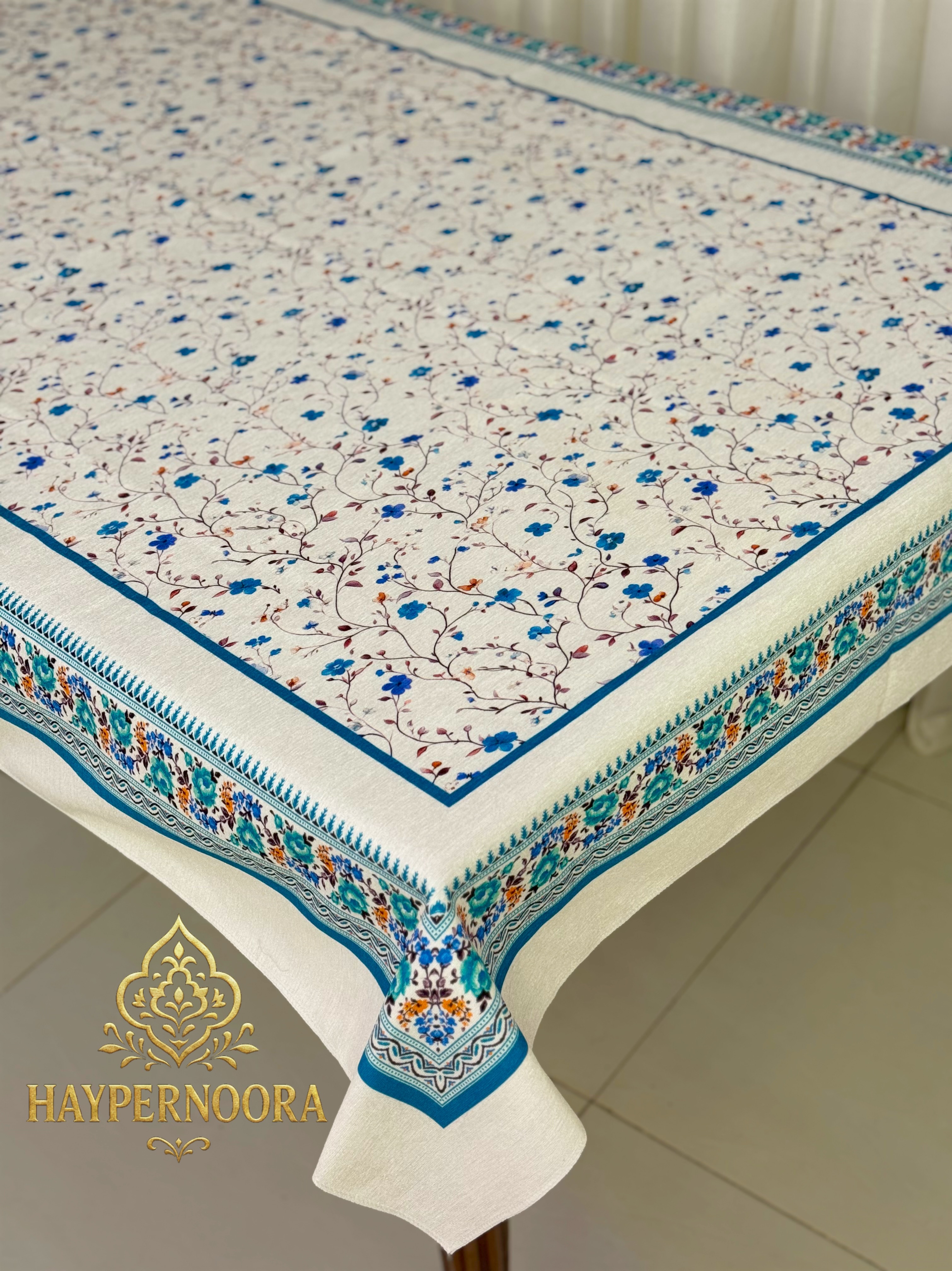 سفره پارچه ای (طرح چشمه گلها) جنس مخمل ابریشم ضد لک