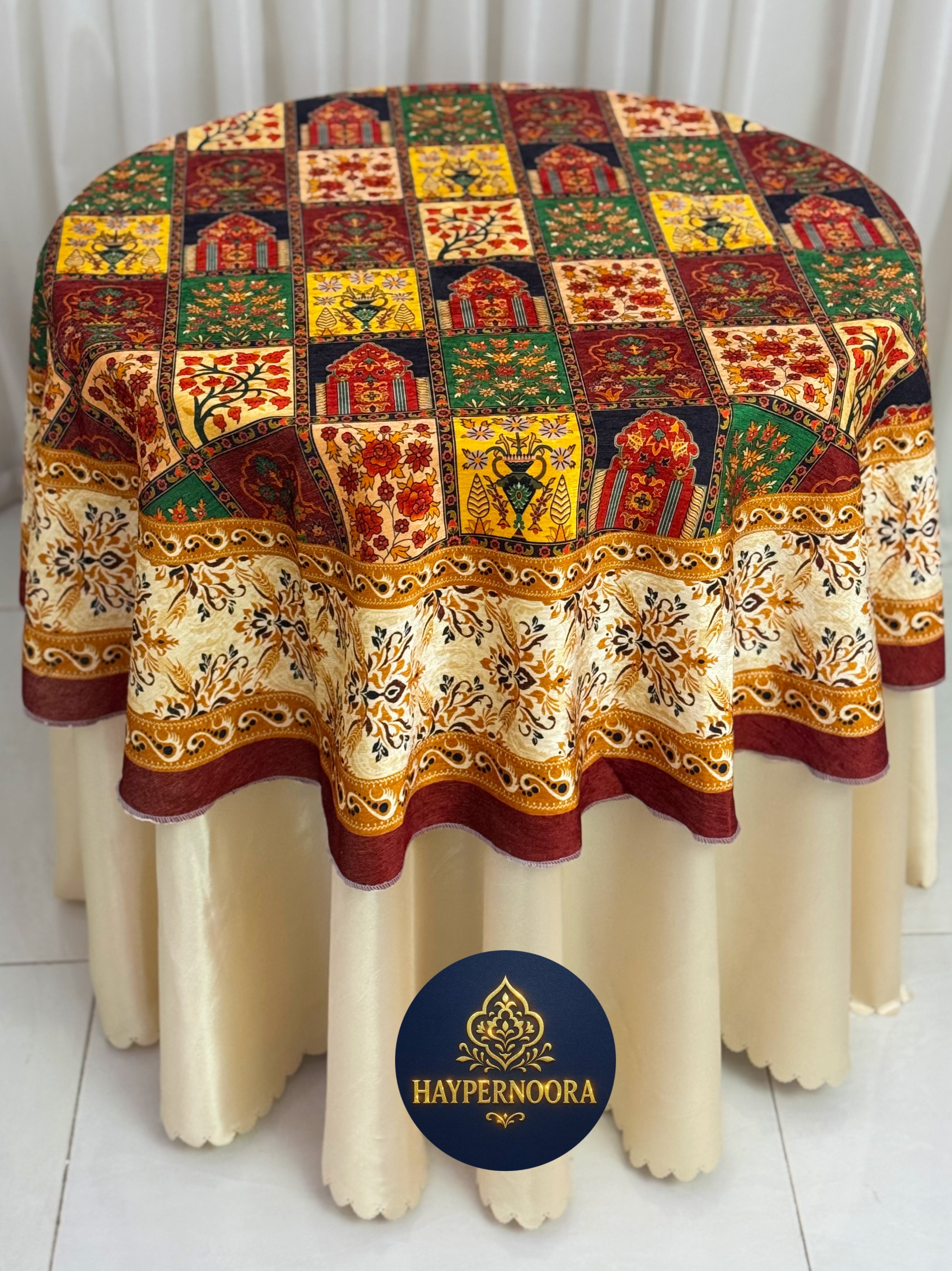 رومیزی گرد ( طرح چهل تیکه ) جنس مخمل ابریشم ضد لک